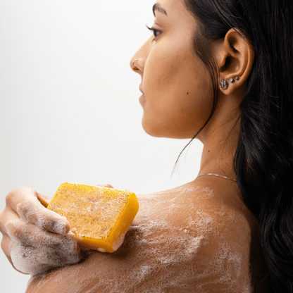 Savon au curcuma et à l’acide kojique - Éliminez 100% de vos taches sombres délicates et révélez une peau uniforme et lumineuse - BOUTIQUE SN
